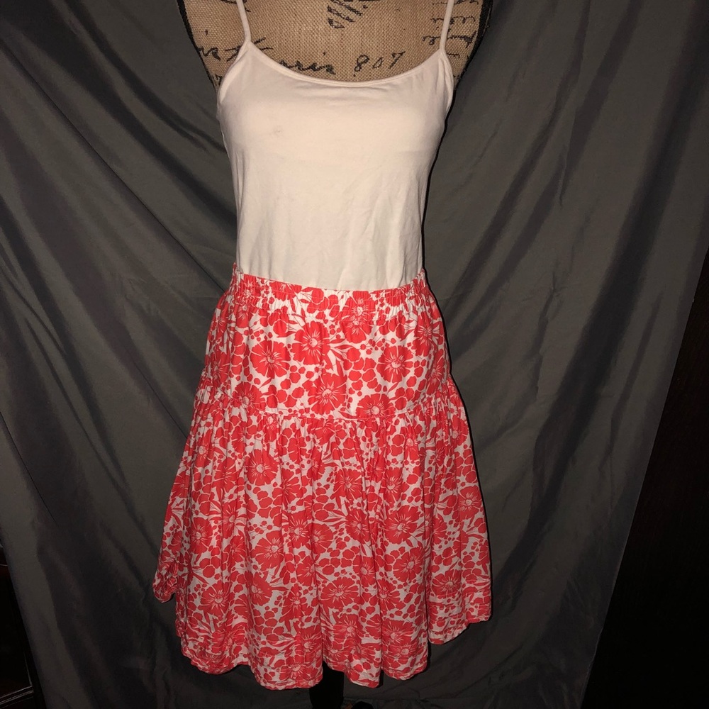 **SALE** 3/$18 ... GAP skirt